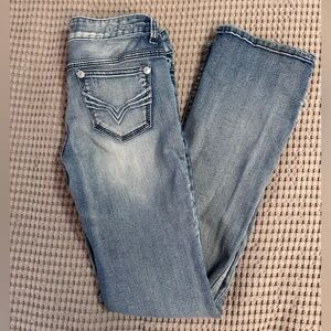 G by Guess Women’s Elliot Straight Cut Jeans - Light Blue Wash